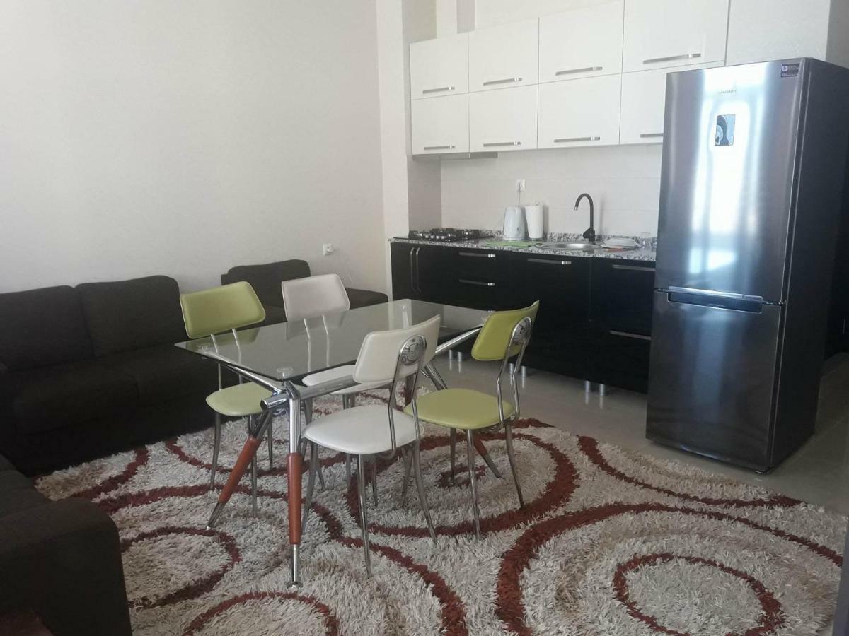 Apartament In The Centre Batumi Exterior foto